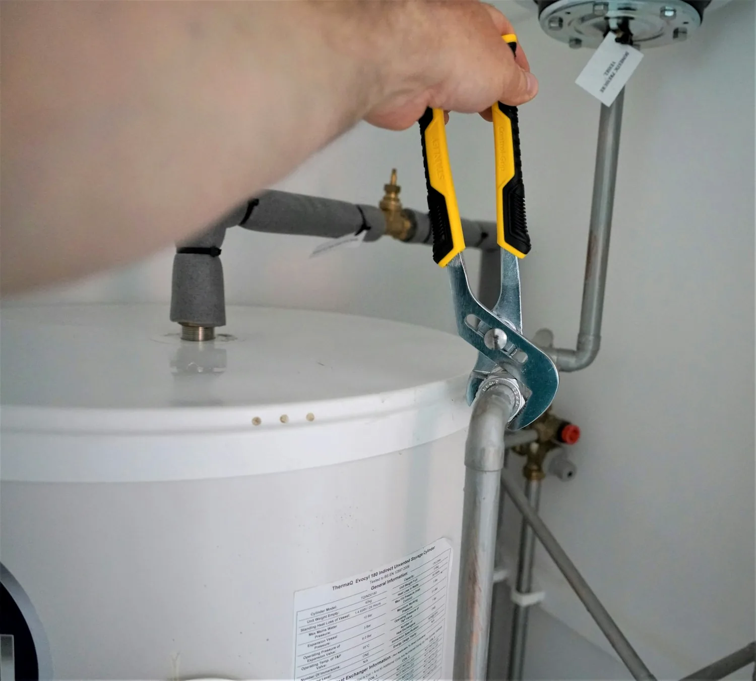 Repair Water Heaters by HAFD Plumbing